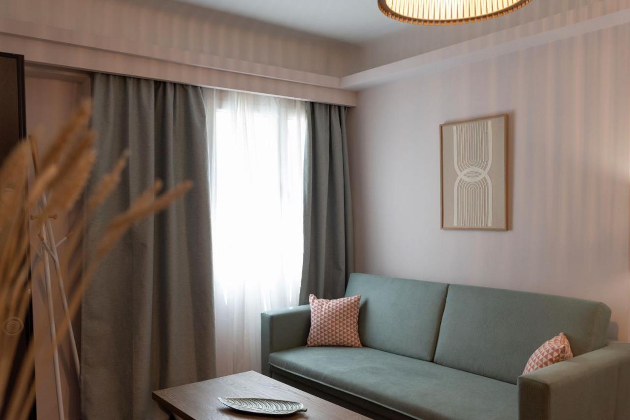 Niki Athens Suites - Cosy Suite In The Historical Center Of アテネ エクステリア 写真