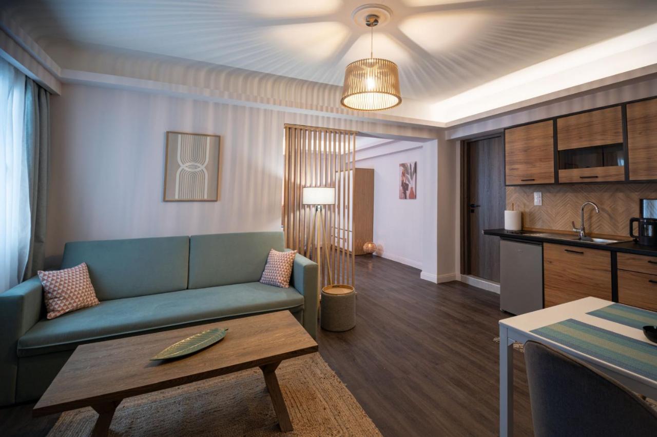 Niki Athens Suites - Cosy Suite In The Historical Center Of アテネ エクステリア 写真